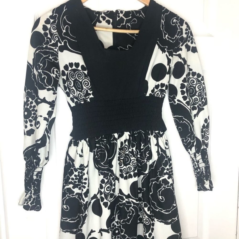 Vintage 60’s Union Label Black & White Long Sleeve Maxi Cottagecore Dress - Picture 4 of 10